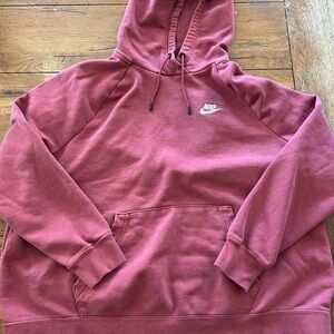 Nike Men's Maroon Hoodie
